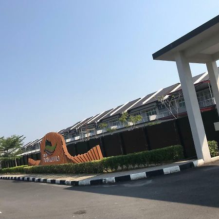 Bedong Golf Villa Bedung Ngoại thất bức ảnh